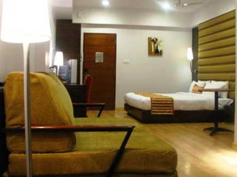 Hotel Lavender Bough Мумбаї Екстер'єр фото